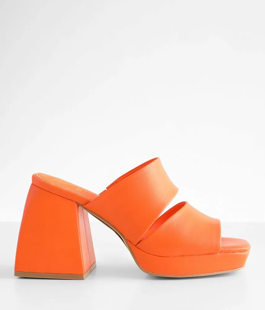 Beast Fashion Lucy Sandal