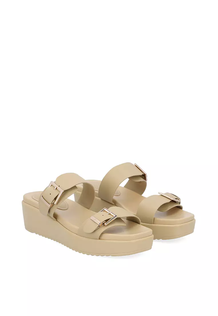 Carlo Rino Mustard Lona Slip-On Wedges