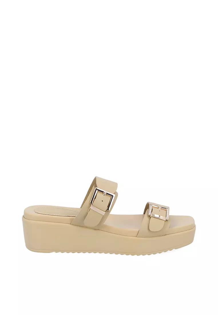 Carlo Rino Mustard Lona Slip-On Wedges