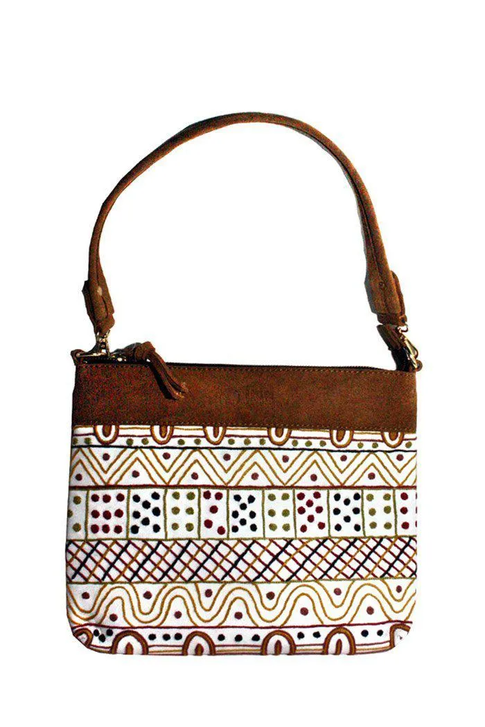 Papajua Leather Embroidered Handbag - 30 x 24cm