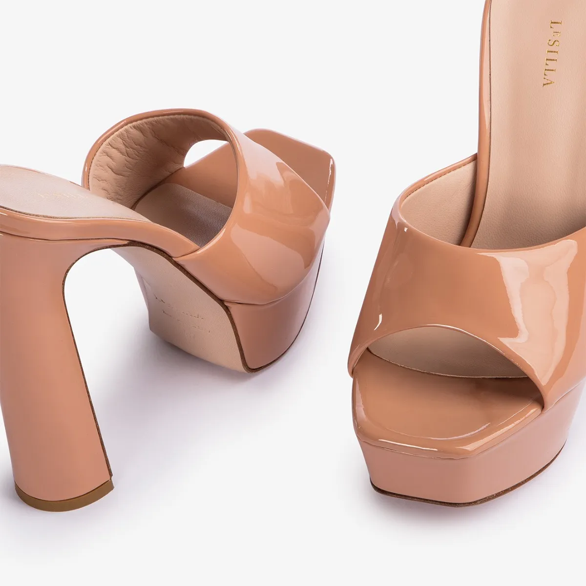 RESORT SANDAL 140 mm Phard nude patent leather platform sandal