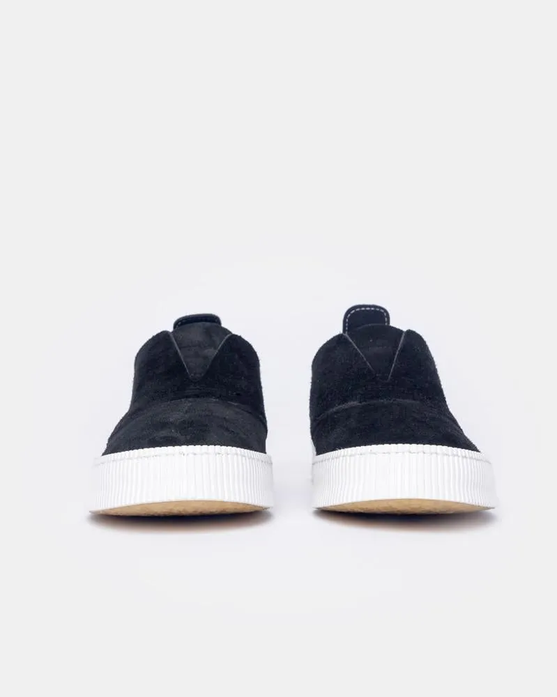Slip On Sneaker in Black